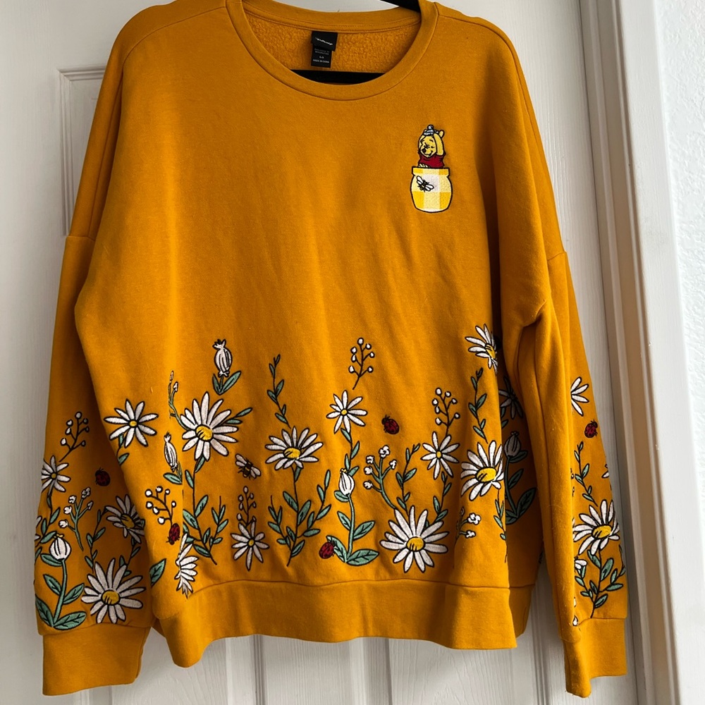 Disney Winnie the Pooh crewneck by BoxLunch